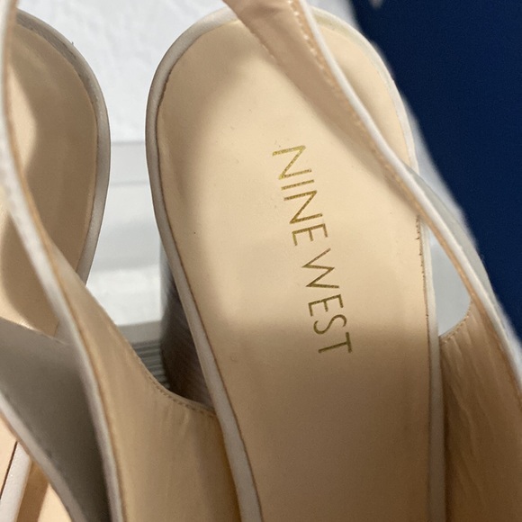 Black Nine West heels - Picture 2 of 6